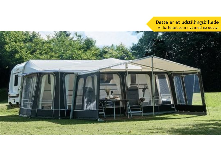 DEMO Penta 1025 med MEGA stel, dørmarkise og Penta Eclipse solsejl